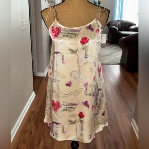 RARE Vintage For Your Comfort NWT SILK Musical Notes Roses & Hearts Nightie, L